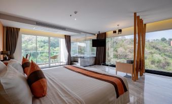 Balihai Bay Pattaya Hotel & Residence By FavStay