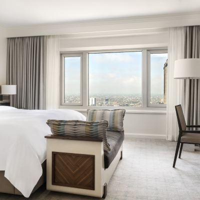 One Bedroom Accessible Mobility Suite Four Seasons Chicago Promo Code