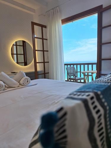带海景的双人房