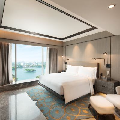 One-Bedroom Deluxe Suite-Lounge Access Conrad Bengaluru Promo Code