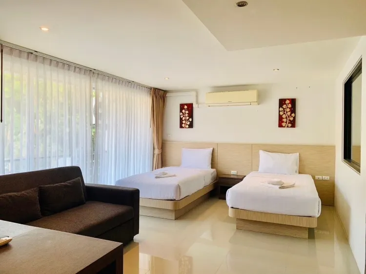 ห้องสำหรับครอบครัวพร้อมวิวสระว่ายน้ำ