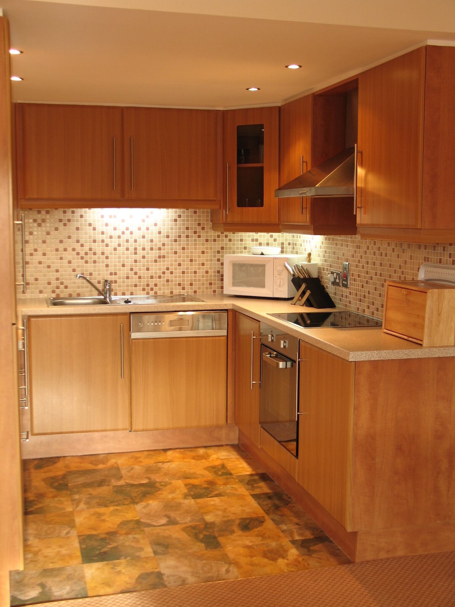 标准两卧室公寓