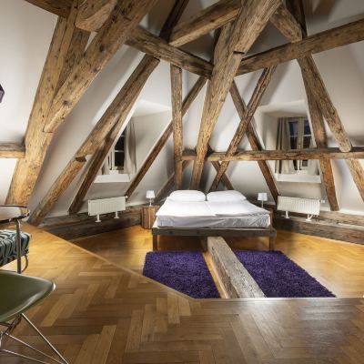 Loft Three Golden Crowns Apartments Promo Code