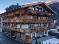 Apartment in Tyrol With hot tub Hotels in Lermoos