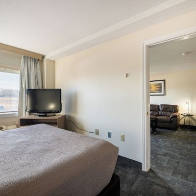 Executive King Suite Quality Inn Halifax Airport Promo Code