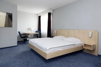 Hotel MERAN Garni Hallenbad und Sauna Hotels in 
