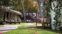 Essenza Hotel Отели в г. 