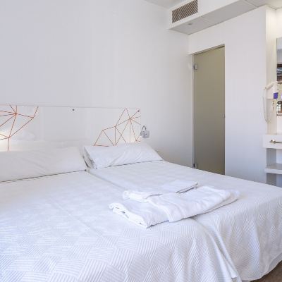 Triple Room with Balcony AMC Granada Promo Code