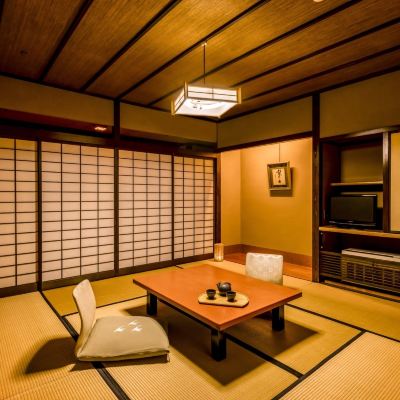 和風スタンダードレイクビュールーム(浴室) 湯快リゾート 片山津温泉 矢田屋松濤園〈会席〉 クーポン