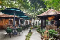 Vivanta Bengaluru Residency Road Отели в г. 