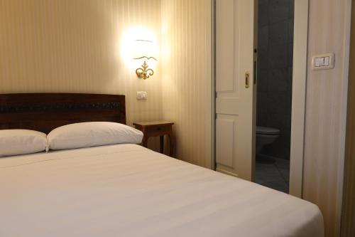 双人房（带独立浴室）