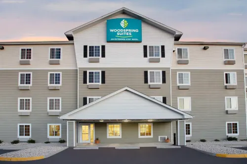 WoodSpring Suites Colonial Heights Fort Lee