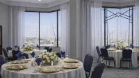 Holiday Inn Express & Suites VENTURA HARBOR by IHG