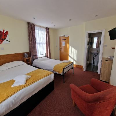 Triple Room Hotel 65 Promo Code