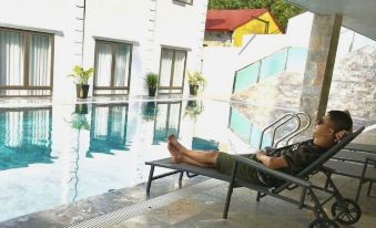Lakeside Dai Lai Hotel - Housity