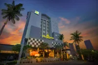 Royal Regantris Cendana Hotel di 