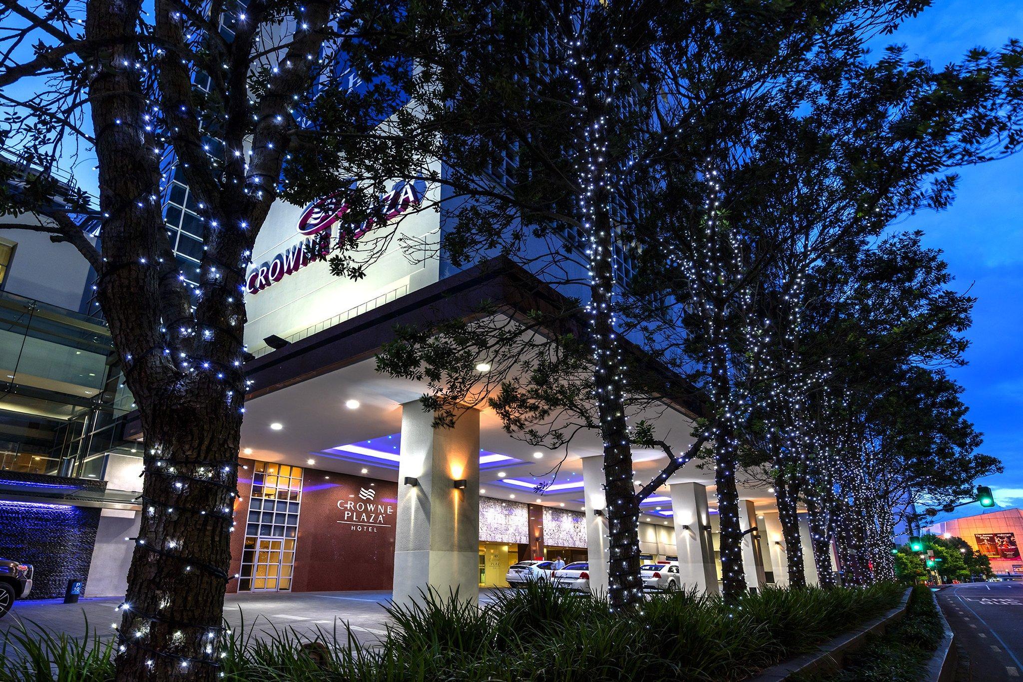 城景高层标准特大床房