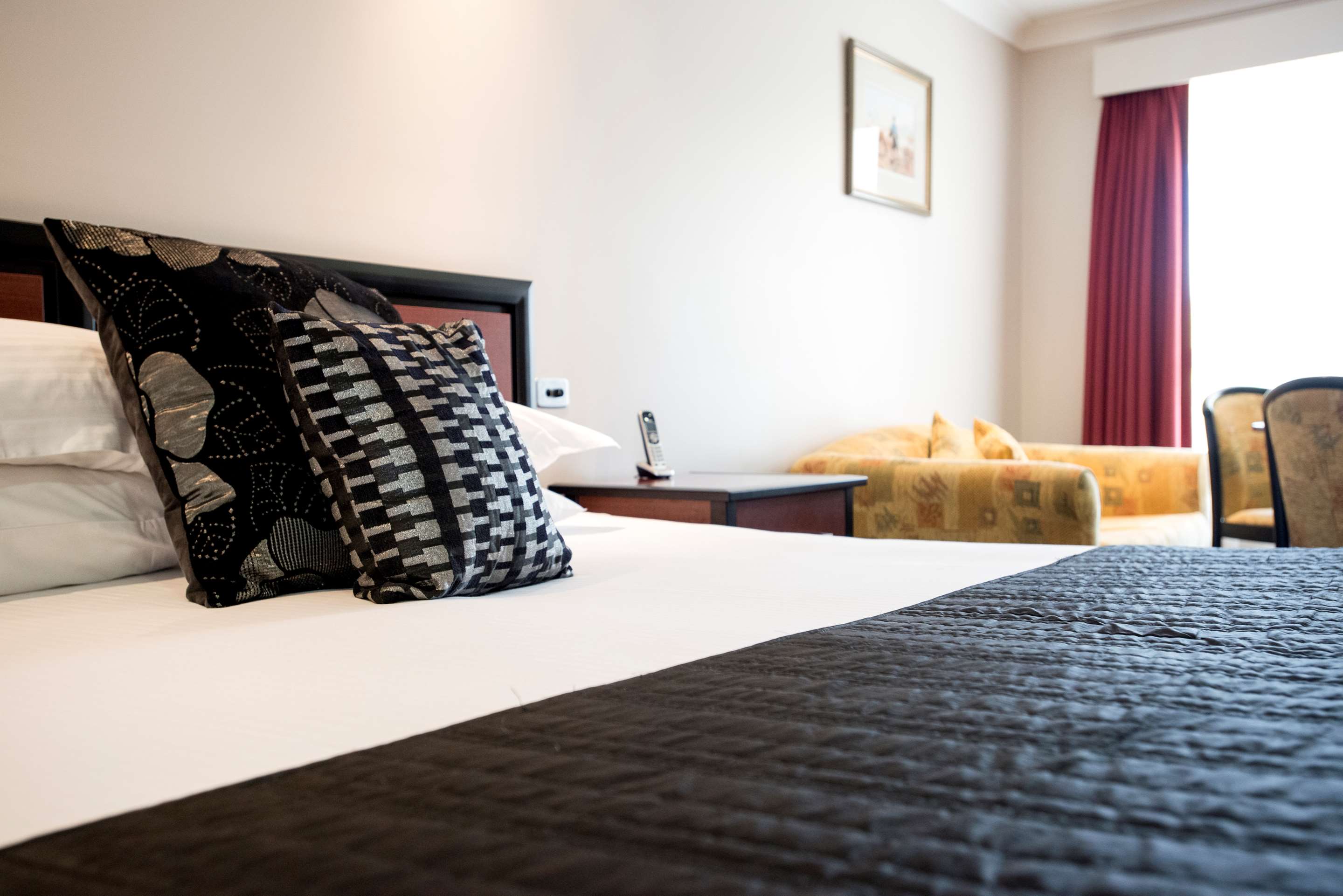 Best Western Plus All Settlers Motor InnDeluxe King Room