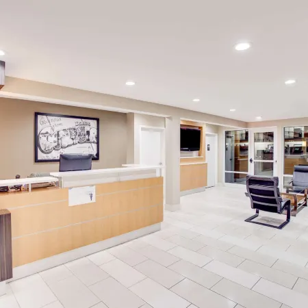 Super 8 by Wyndham Dalton