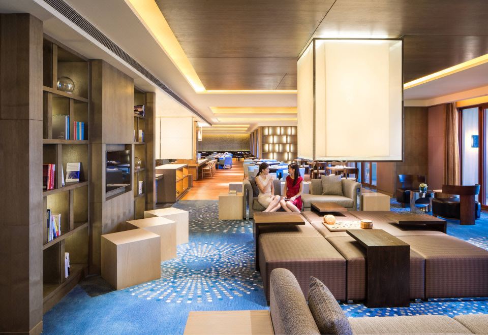 行政海景大床房丨高樓層·行政俱樂部·觀瓊州海峽