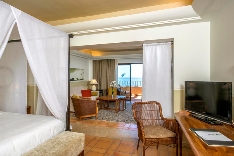 海景小型套房 - 带露台（2名成人+1名小童）