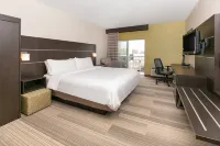 Holiday Inn Express & Suites SEASIDE-CONVENTION CENTER by IHG