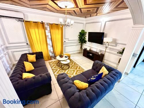 帶陽台的兩卧室公寓