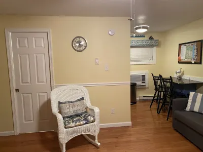200 steps to the beach - walk everywhere downtown! Private location. Hotels in 