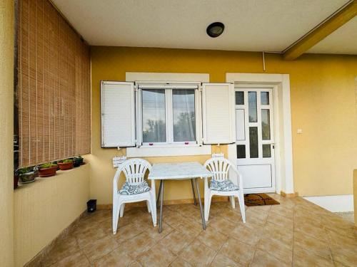 一卧室公寓（带阳台）