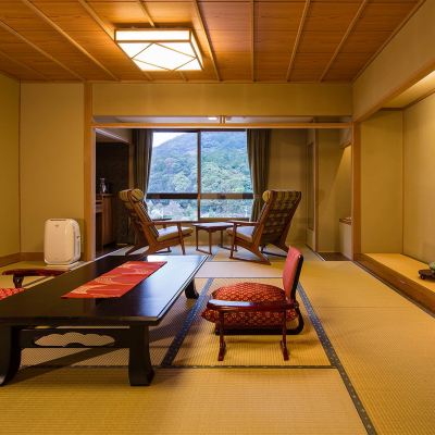 ［一般客室‐和室12.5帖］[禁煙] 湯元こんぴら温泉華の湯 紅梅亭 クーポン