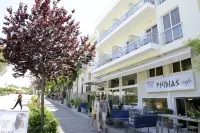 Phidias Hotel