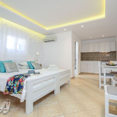 Two-Bedroom Apartment Summer Memories Studios Promo Code