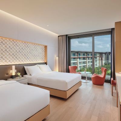 [Jimjilbang Pkg] Deluxe Family Twin (2 Jjimjilbang Tickets +1 Shinwha Park Big3 Ticket) 1 Per Stay 濟州神話世界度假飯店 – 藍鼎優惠