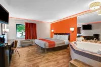 Motel 6 Norcross, GA