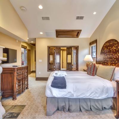 Four-Bedroom Penthouse The Chateaux Deer Valley Promo Code