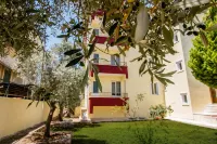 Misa Pension Apart Hotele w: 