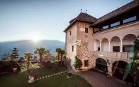 Relais & Chateaux Hotel Castel Fragsburg
