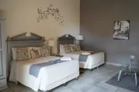 Hotel Casa Don Quijote Hotels in 