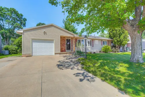 Walk to Park: Waterloo Home w/ Furnished Deck