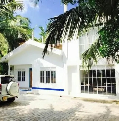 The Beach House  Nilaveli