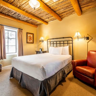 Room (Ramada Salas with 1 Queen) Tanque Verde Ranch Promo Code