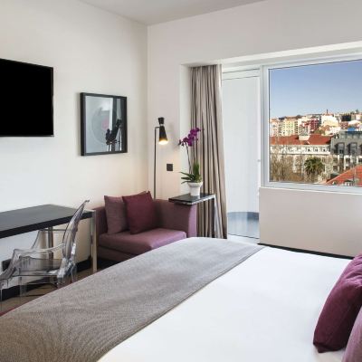 Family Connecting Room Avani Avenida Liberdade Lisbon Hotel Promo Code