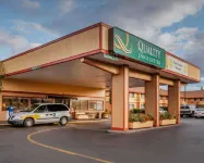 Quality Inn & Suites Medford Airport Hotels in 