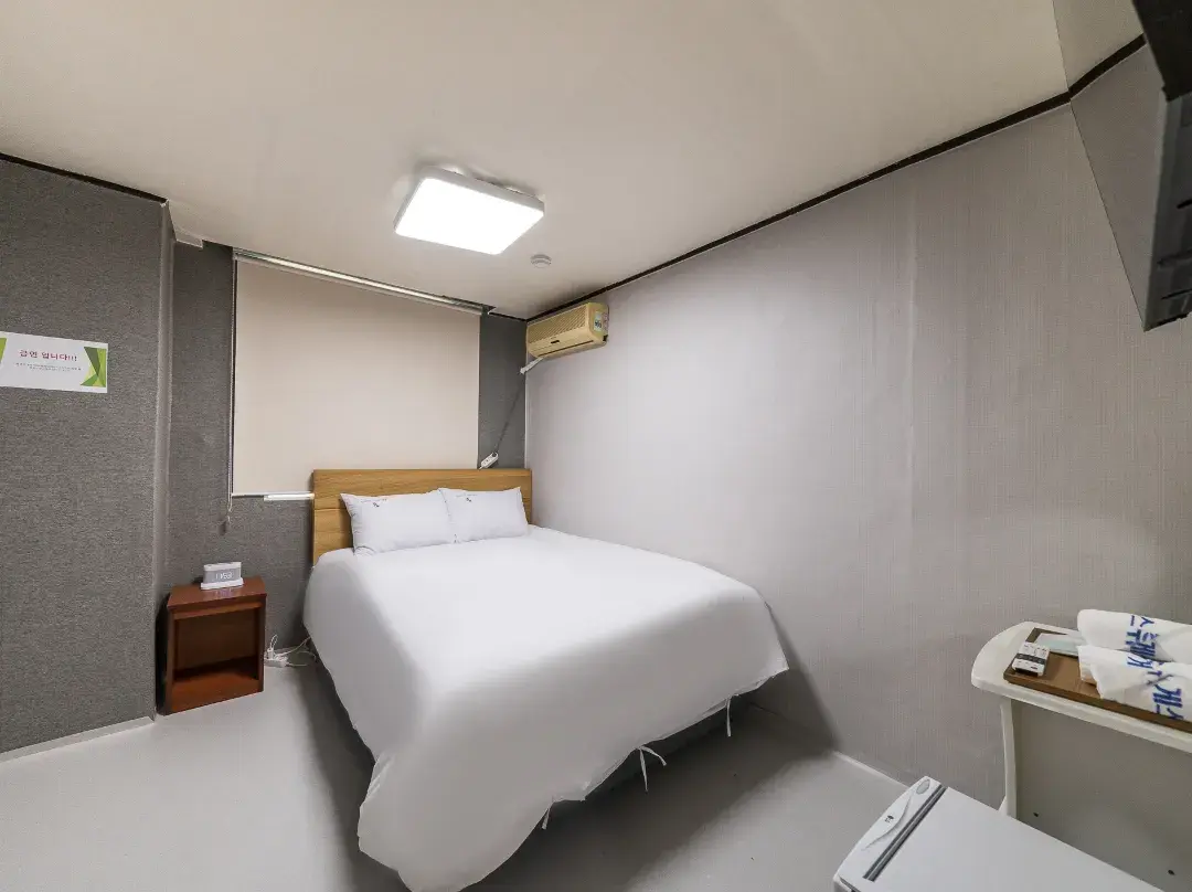 Chuncheon Hue Motel - 춘천시