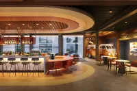 Moxy Banff