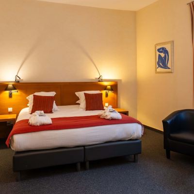 Family Quadruple Room, 1 Bedroom Ghent River Hotel Promo Code