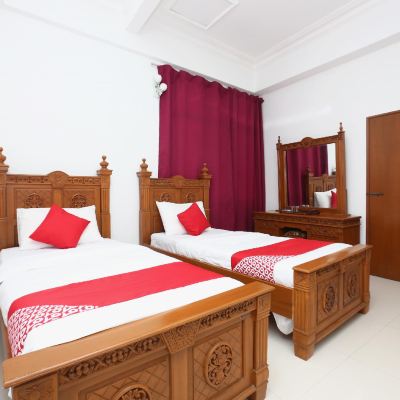 Standard Twin Room Kupon OYO 89435 Nusantara Group Hotel