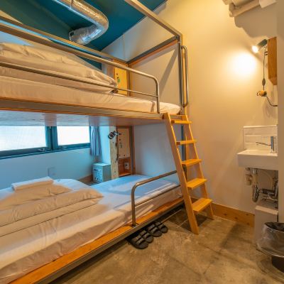広々としたプライベートツインルーム(二段ベッド付き) WISE OWL HOSTELS SHIBUYA クーポン
