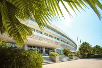 Hôtel Sarakawa Hotele w: 