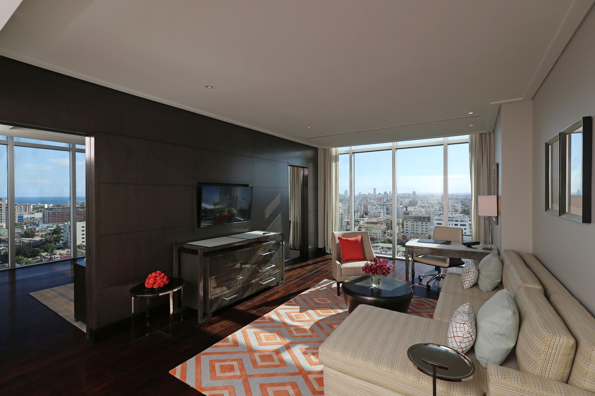 池景一卧室套房